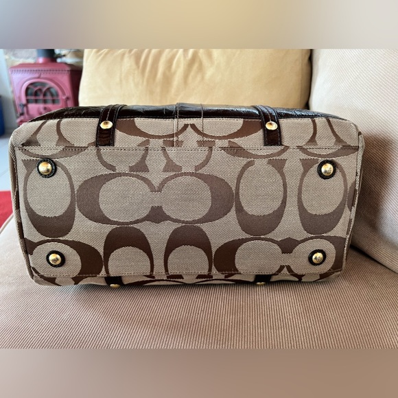 COACH 08 #12430 Signature Stripe Small Duffel/Satchel! Tan/Brass! - Picture 10 of 16